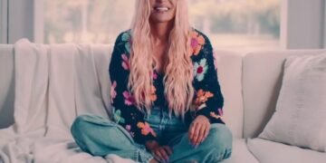 "Karol G: Tomorrow was Beautiful" on Netflix from May 8