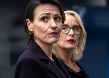 The crime and thriller drama "Hostage" to stream soon on Netflix