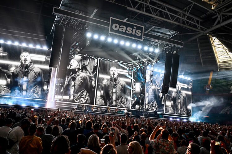 "Oasis" storms Cardiff with a scintillating comeback gig
