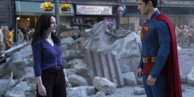 "Superman" Review: A new beginning of super hero universe that stands out