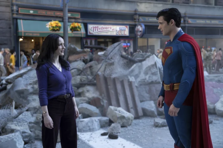 "Superman" Review: A new beginning of super hero universe that stands out
