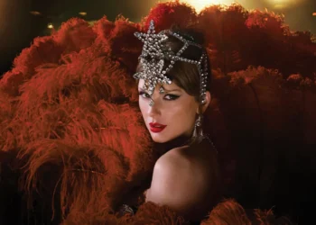 Taylor Swift Brings "The Life of a Showgirl" to Cinemas With Exclusive Premiere