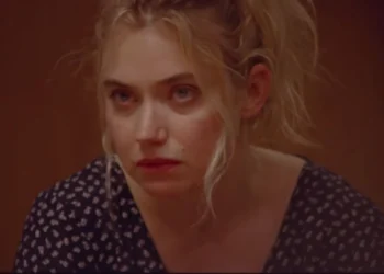 Kristen Stewart "The Chronology of Water"