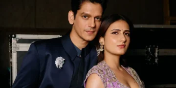 "Gustaakh Ishq" Review