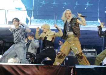 JYP intimate island concert