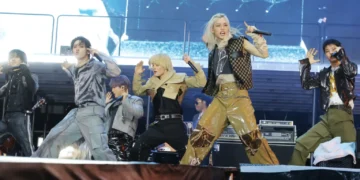 JYP intimate island concert