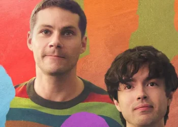 How to watch "Twinless" online