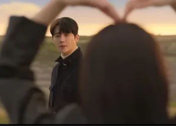 "Can This Love Be Translated?" Netflix Korean romantic comedy