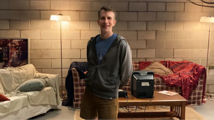 "Secret Mall Apartment" Netflix documentary