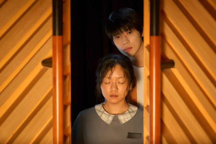 "Pavane" Movie Review