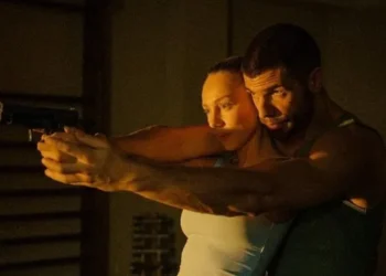 Ester Expósito "Drawn Together" Prime Video