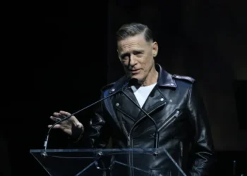 Bryan Adams' 1 BILLION YouTube views