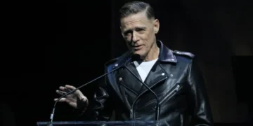 Bryan Adams' 1 BILLION YouTube views