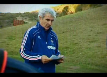 "The Bus: A French Football Mutiny" review