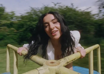 Charli XCX Unveils “Wink Wink” Video