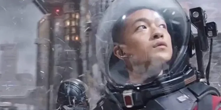 "The Wandering Earth" Netflix review
