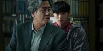 "Notes from the Last Row" review