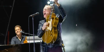 Bryan Adams "51st State" song