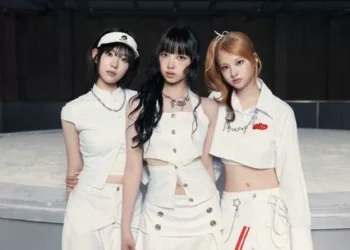 OURBIRTHDAY pre-debut single HUNGRY Side A