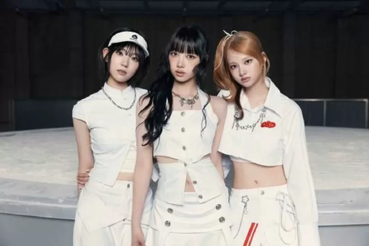 OURBIRTHDAY pre-debut single HUNGRY Side A