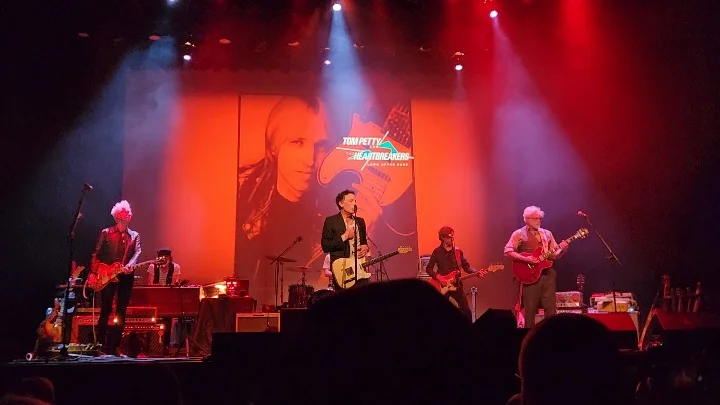 Wallflowers Australian tour 2026 "Bringing Down the Horse"