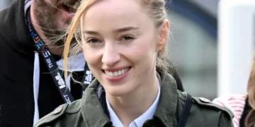 Phoebe Dynevor "Dirty" Prime Video