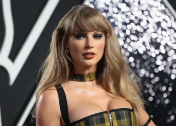 Taylor Swift new single "Patient Zero"