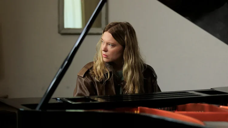 Léa Seydoux "Gentle Monster" Trailer