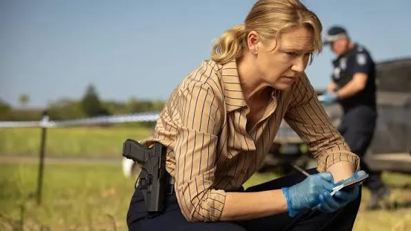 Anna Torv "Dustfall" Crime Thriller