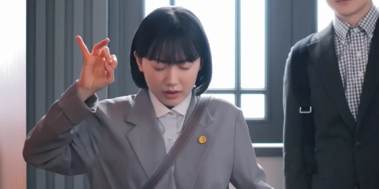 "Extraordinary Attorney Minami" Review