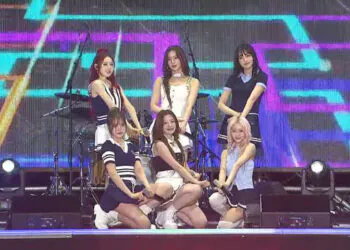 STAYC captivates the audience at the 2025 G-KPOP Concert in Seoul with dynamic performances