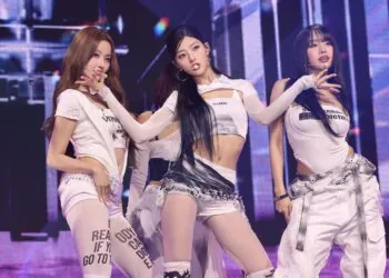 K-pop girl group Kiss of Life storms charts with new mini album "224"